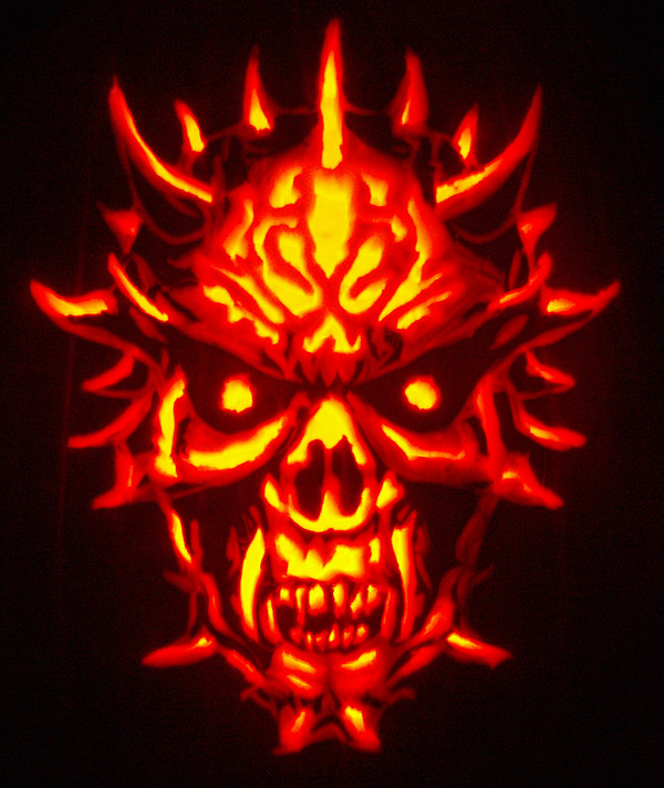 Pumpkin Carving: Demon Skull - Justin