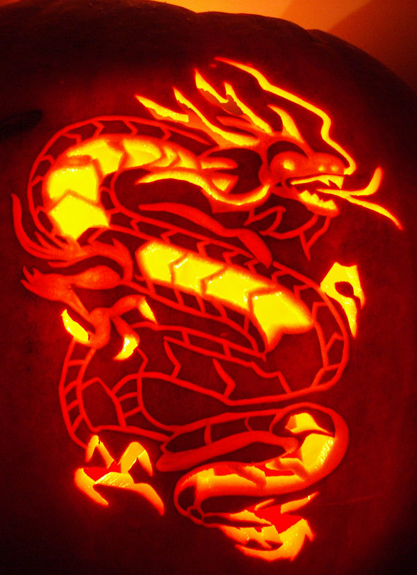 Pumpkin Carving: Eastern Dragon - Noel