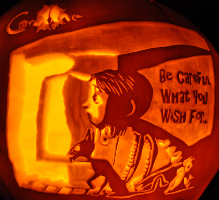 Pumpkin Carving: Coraline - Noel