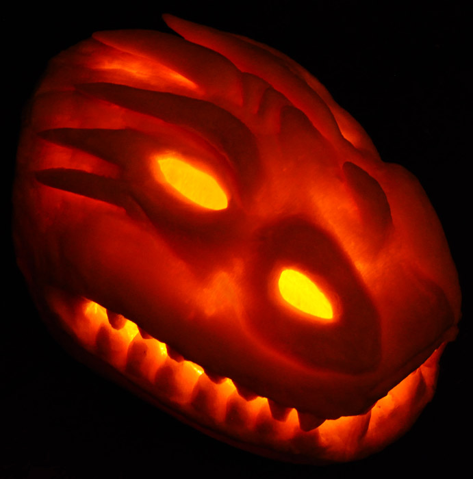 Pumpkin Carving: Dragon Head Sculpt - Noel